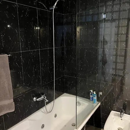 Rum i privatbostad Luxury With Private Wc Oporto