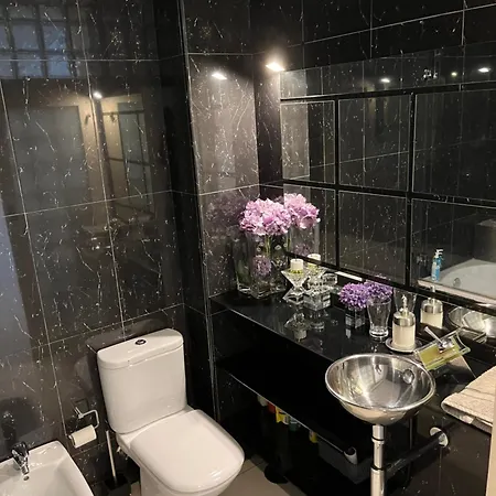 Luxury With Private Wc